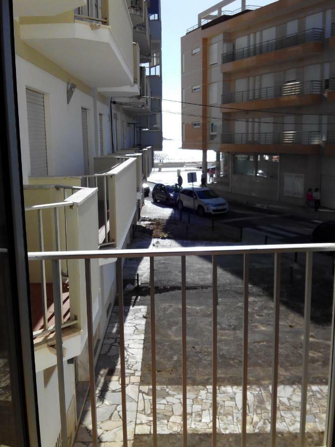 Casinhas Da Praia Sao Martinho do Porto Exterior photo